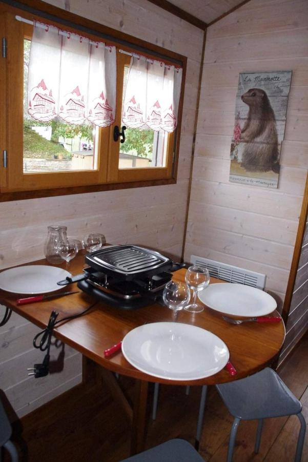 Roulotte La Marmotte Villa Poinson-les-Fayl Dış mekan fotoğraf
